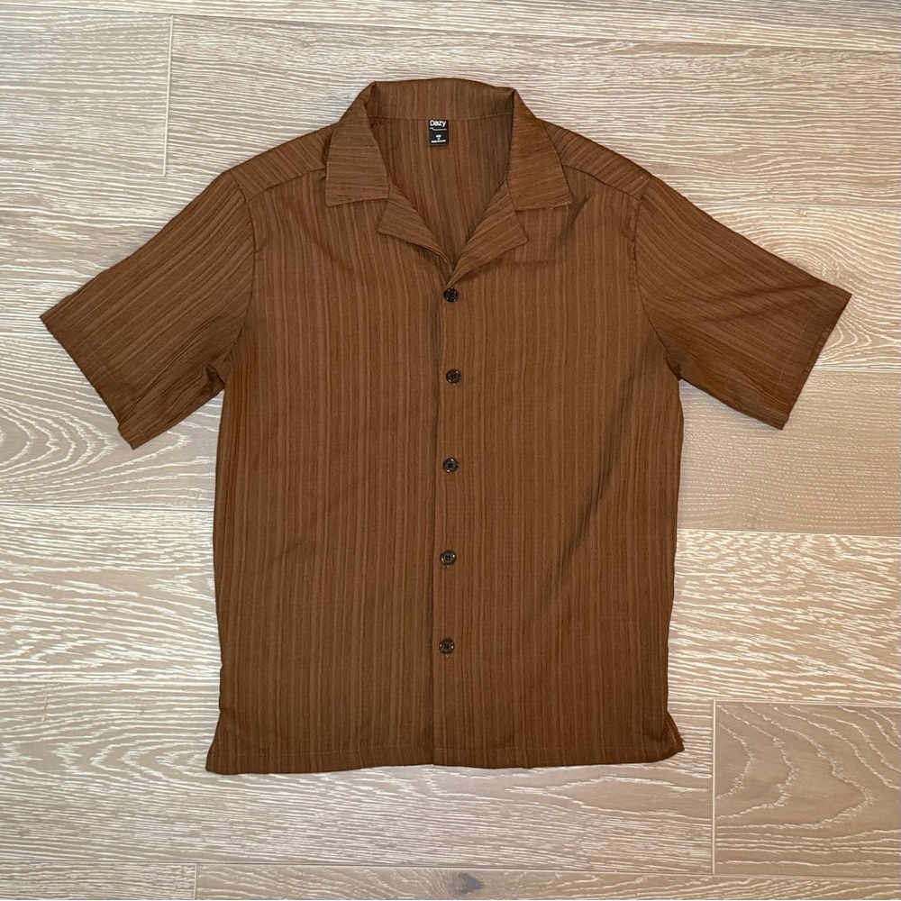 Dazy Brown Textured Button-Up Shirt – Size S